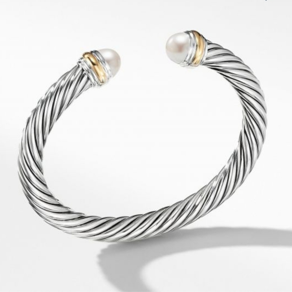 Classic David Yurman Pearl, 14K Gold, and Silver Cable Bracelet - Picture 4 of 6